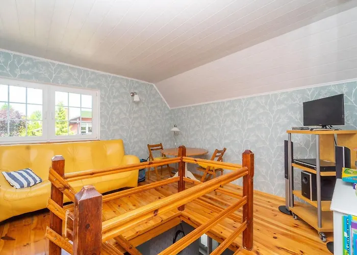 Σπίτι διακοπών Large With Private Garden Rowy (Pomerania)